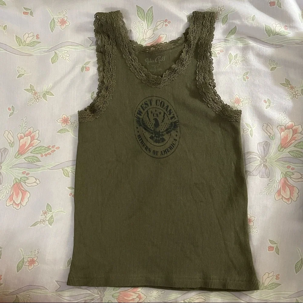 Brandy Melville Lace Top - Picture 1 of 3